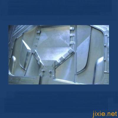 轎車塑料模具與塑料制品的精密制造——臺州精超力模塑的技術與優勢